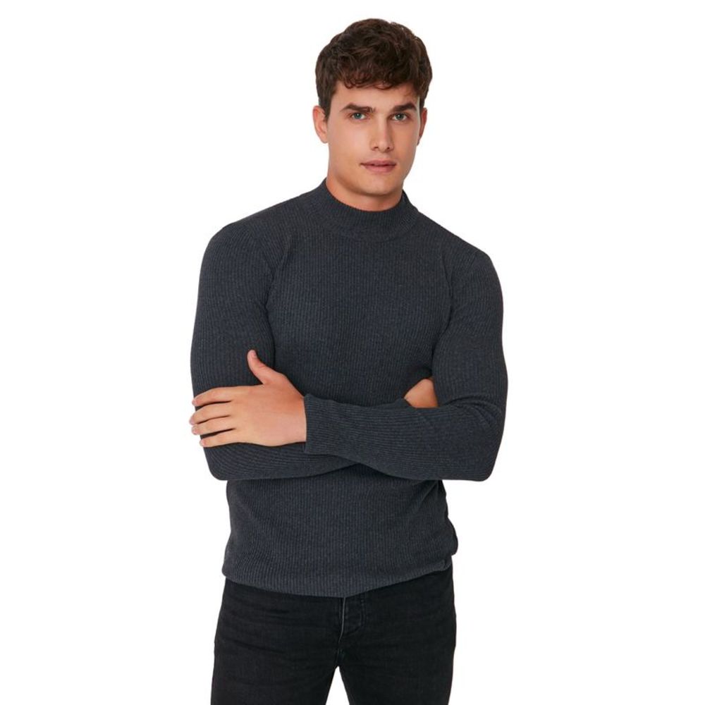 NWT Trendyol Men Regular High neck Knitwear Sweater